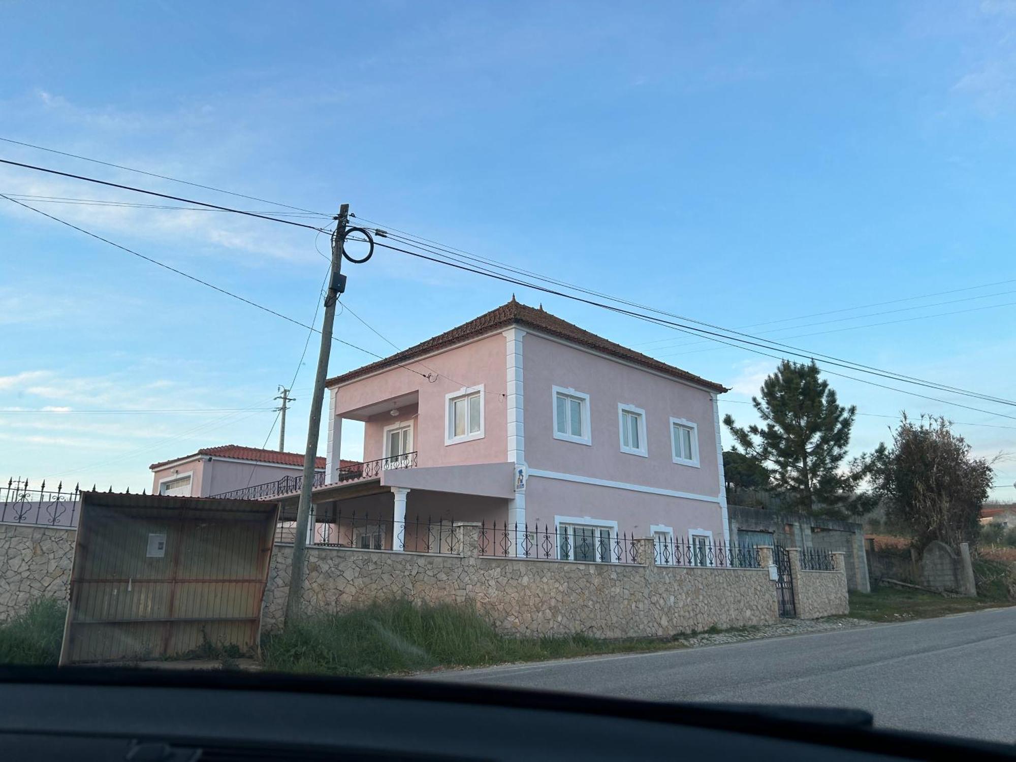 Mae Home Story Калдас да Райна Екстериор снимка